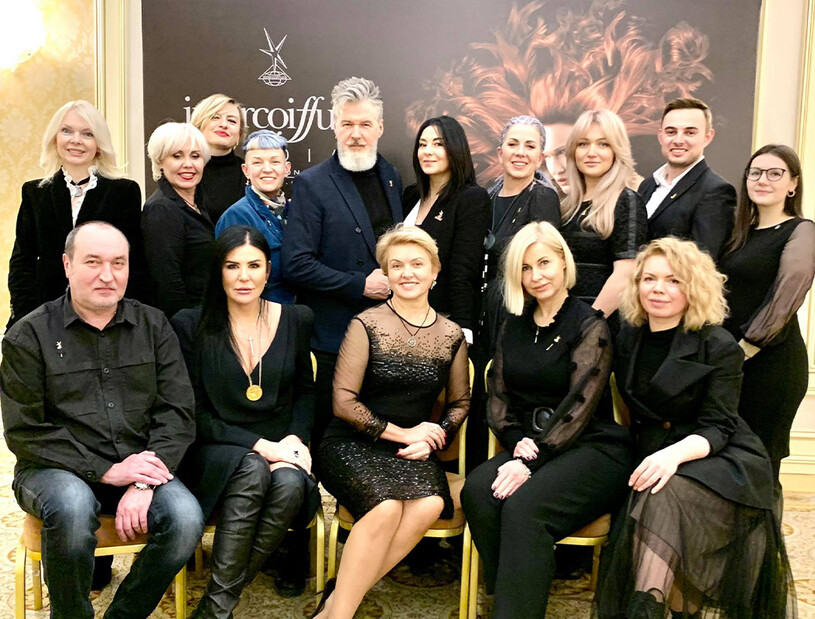 Вступ в міжнародну організацію Intercoiffure Mondial